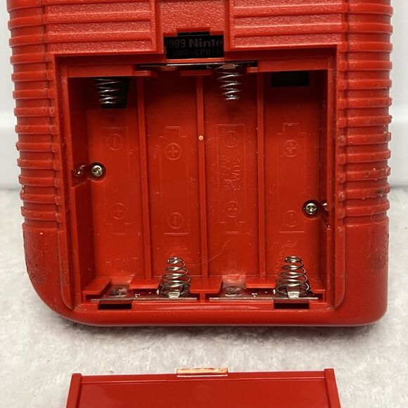 Nintendo Game Boy RED Play it Loud Original Case Matching Serial Number Tested - Picture 9 of 12